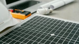 comment stocker lenergie de vos panneaux solaires