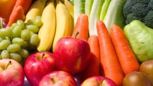 ces fruits et légumes cultivés dans ces pays européens sont bourrés de pesticides (7 pays en ligne de mire)