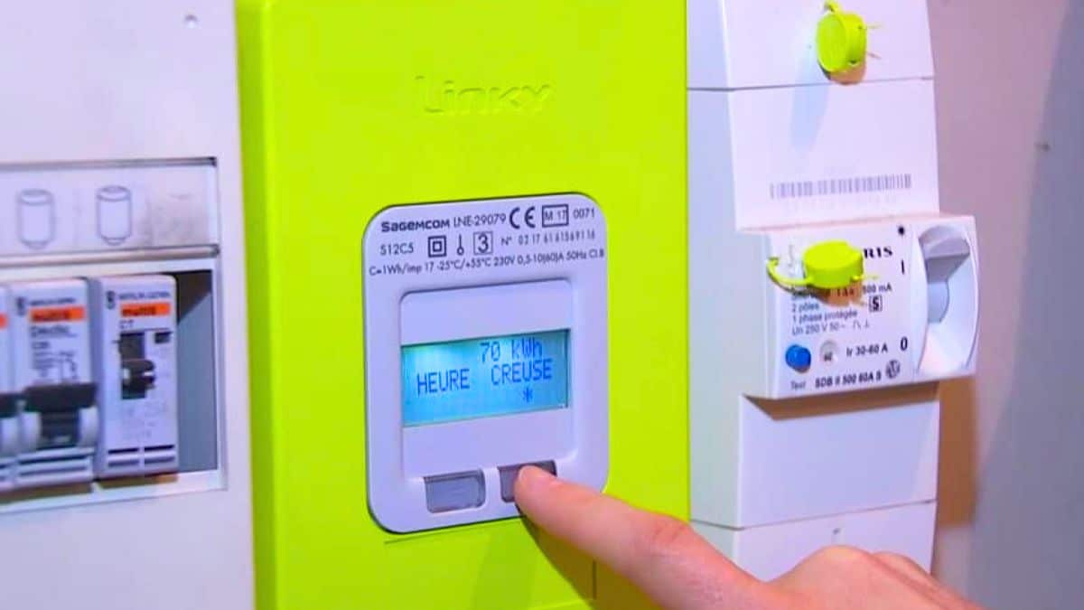 cet appareil (que tout le monde possède) consomme 345€ d’électricité par an alors qu'on en n'a pas besoin au printemps