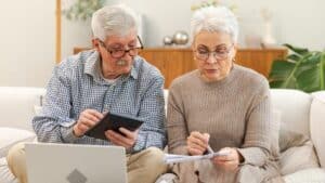 je n’ai jamais travaillé, quel sera le montant de ma retraite si je suis au chômage