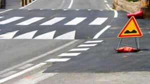 les ralentisseurs cest definitivement termine en france un changement majeur qui impacte toutes les routes