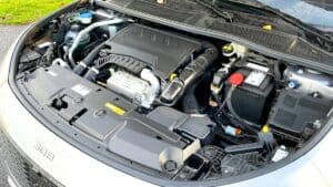 moteurs puretech voici les modèles de voitures qui peuvent encore rouler en toute fiabilité en france