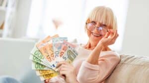 retraite voici la somme qu'il faut avoir en épargne pour vivre confortablement, selon cet expert
