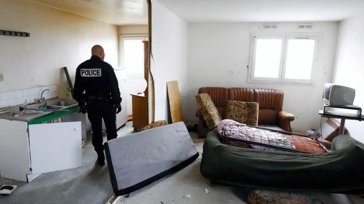 cest definitif fin des squatteurs en france une nouvelle loi entre en vigueur en avril 2025