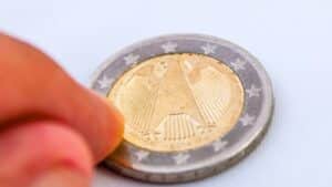 cette pièce de 2€ peut vous rapporter une fortune « elle vaut des milliers d’euros à la revente »