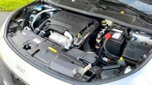moteurs puretech voici les modèles qui peuvent encore rouler en toute fiabilité en france, selon cette étude
