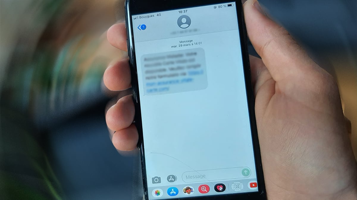 cette nouvelle arnaque est pire que lescroquerie bancaire aux sms les banques lancent lalerte
