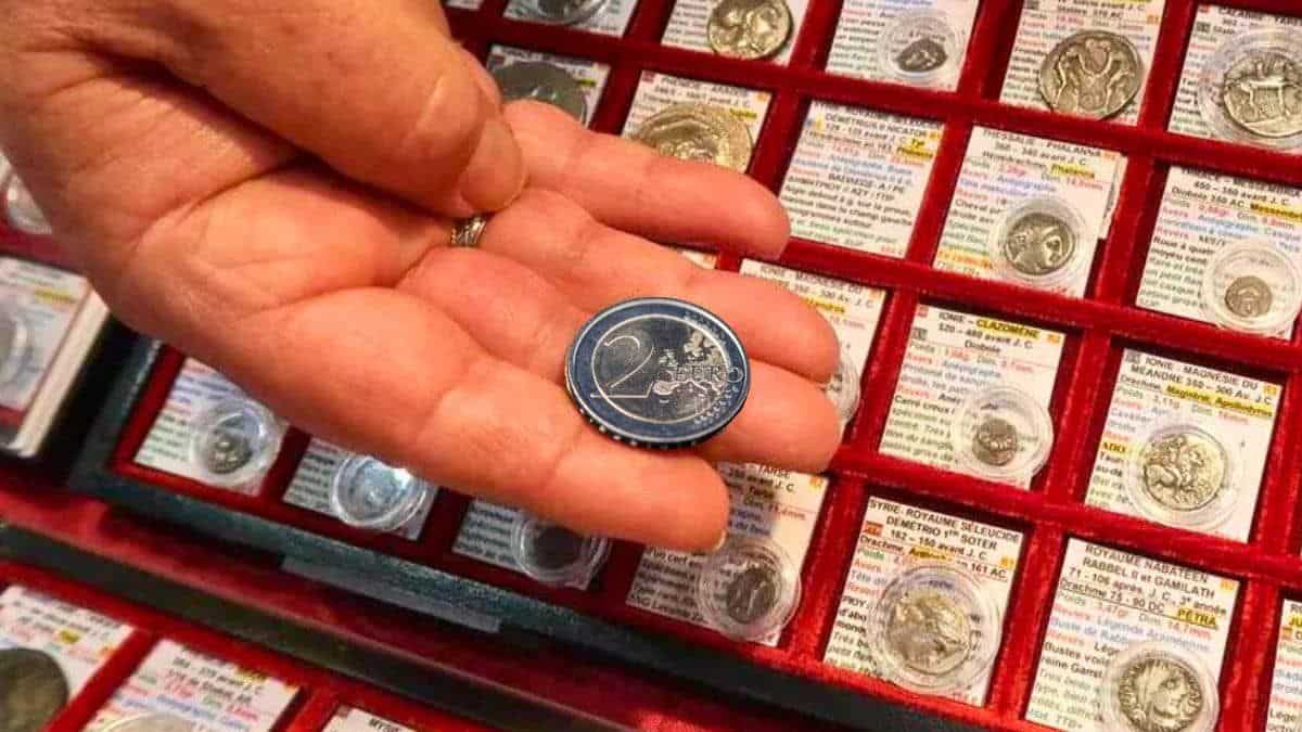 les collectionneurs s'arrachent cette pièce de 2 euros, ils offrent 80.000€ car ce défaut vaut de l'or