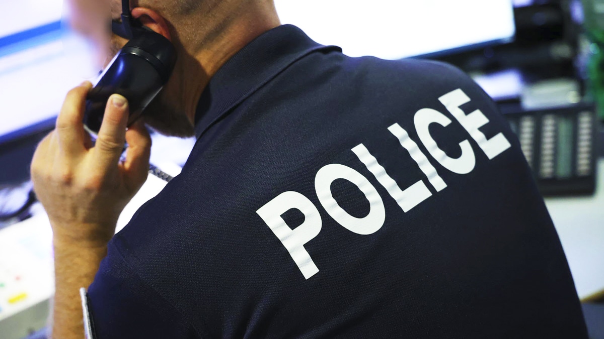 la police lance lalerte sur cette arnaque dangereuse qui cible les personnes agees